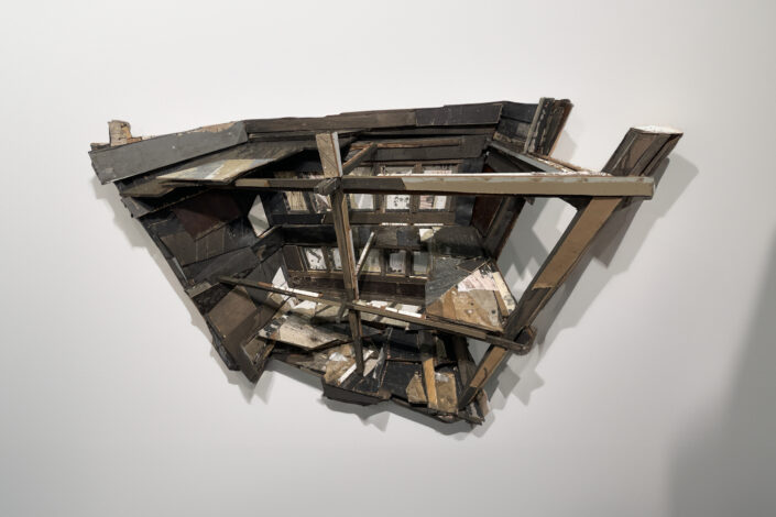 BELOW THE SURFACE</br>Pim Palsgraaf